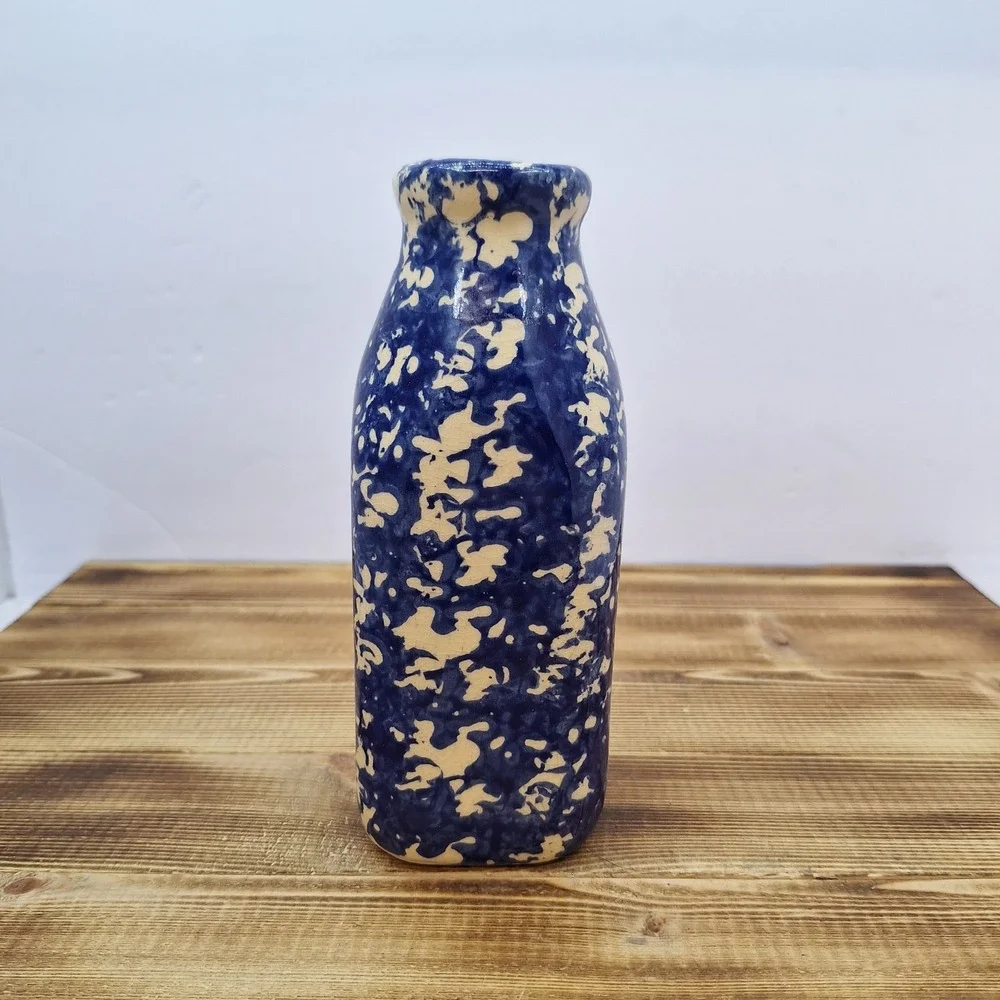 Alpine Pottery Roseville‎ Ohio 1997 Milk Bottle Vase Blue Spongeware 6.5